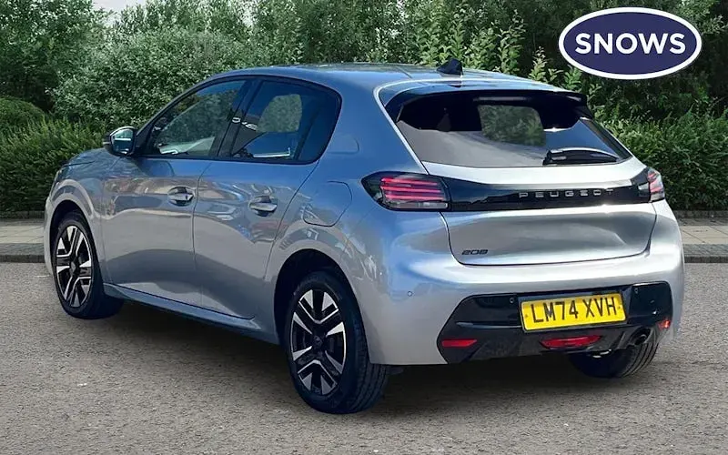 Used Peugeot 208 Allure 101 HP (74 kW) 2024 Grey Hatchback