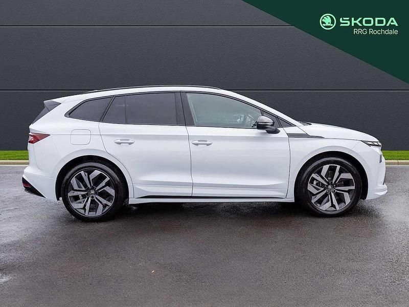 Used Skoda Enyaq iV SportLine 210 kW (286 HP) 2025 Moon white metallic SUV