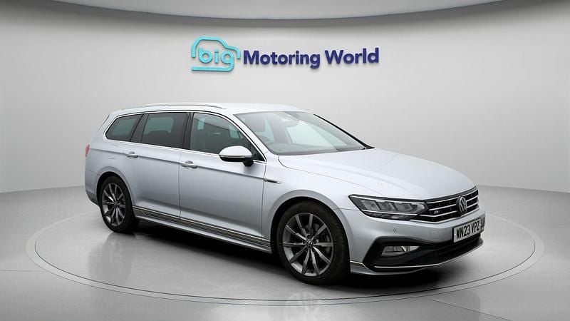 Silver Used 2023 VW Passat R-line Estate | £24,900 (Fair price) - Image 1/4