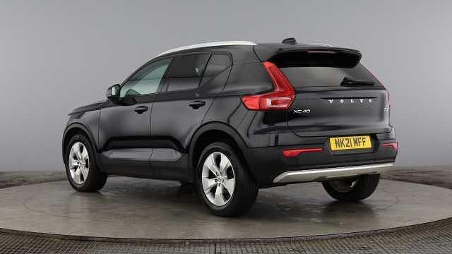 Used Volvo XC40 Momentum 161 HP (118 kW) 2021 Black SUV