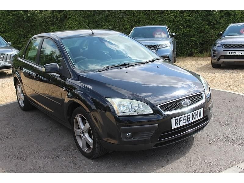 Black Used 2007 Ford Focus Ghia Sedan | £2,450 (Fair price) - Image 1/4