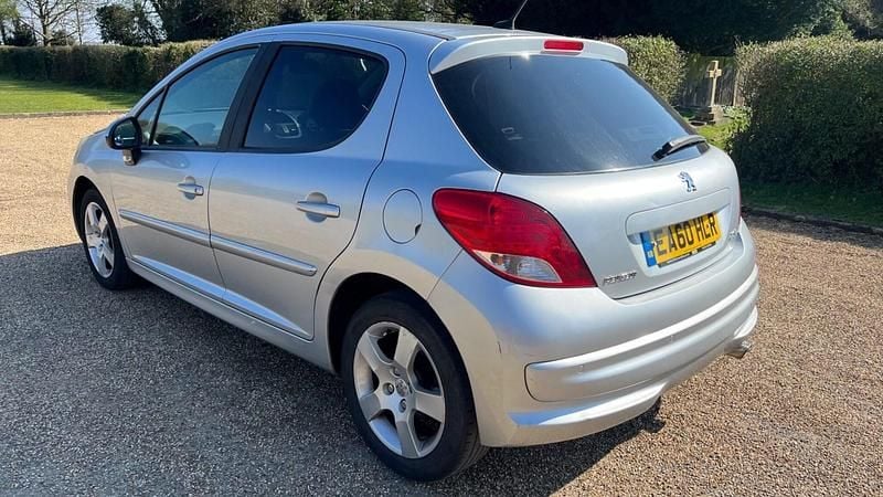 Used Peugeot 207 Sport 120 HP (88 kW) 2010 Silver Hatchback