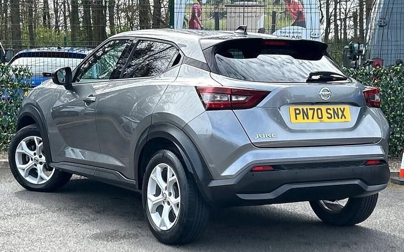 Used Nissan Juke N-Connecta 117 HP (86 kW) 2020 Grey SUV