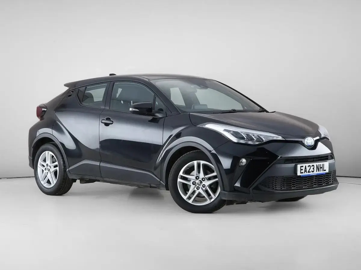Used Toyota C-HR 122 HP (89 kW) 2023 SUV