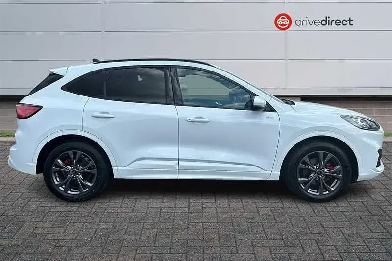 Used Ford Kuga ST-Line 150 HP (110 kW) 2023 White SUV