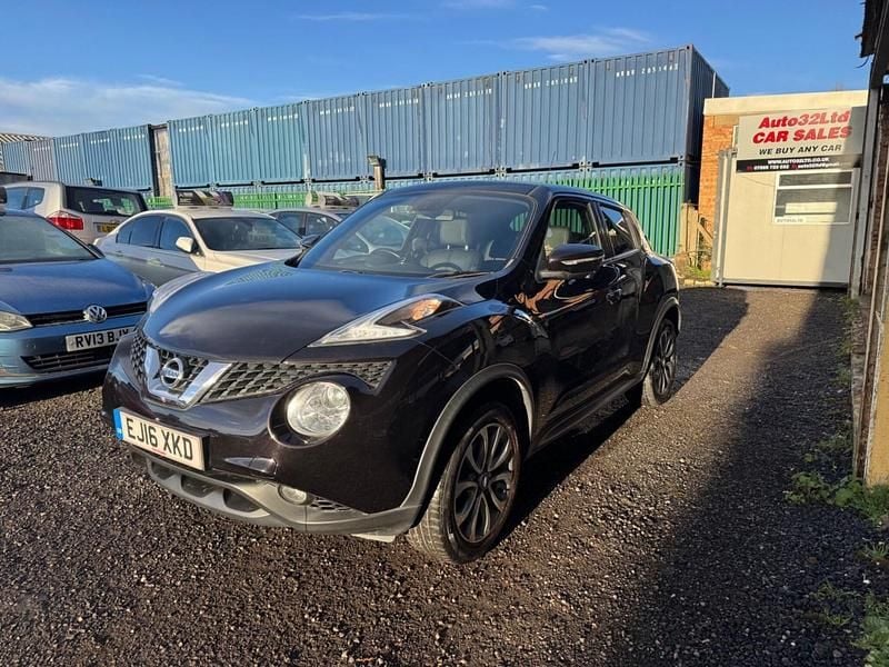 Used Nissan Juke Tekna 110 HP (80 kW) 2016 Black SUV