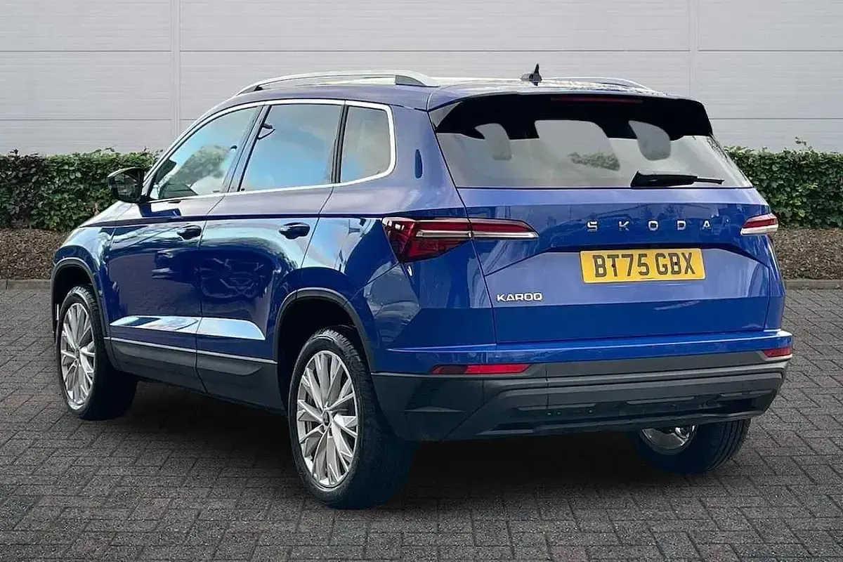Used Skoda Karoq SE L 85 HP (62 kW) 2025 Energy blue SUV