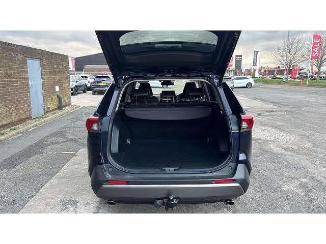 Gebraucht Toyota RAV4 Hybrid 218 PS (160 kW) 2021 Blau SUV