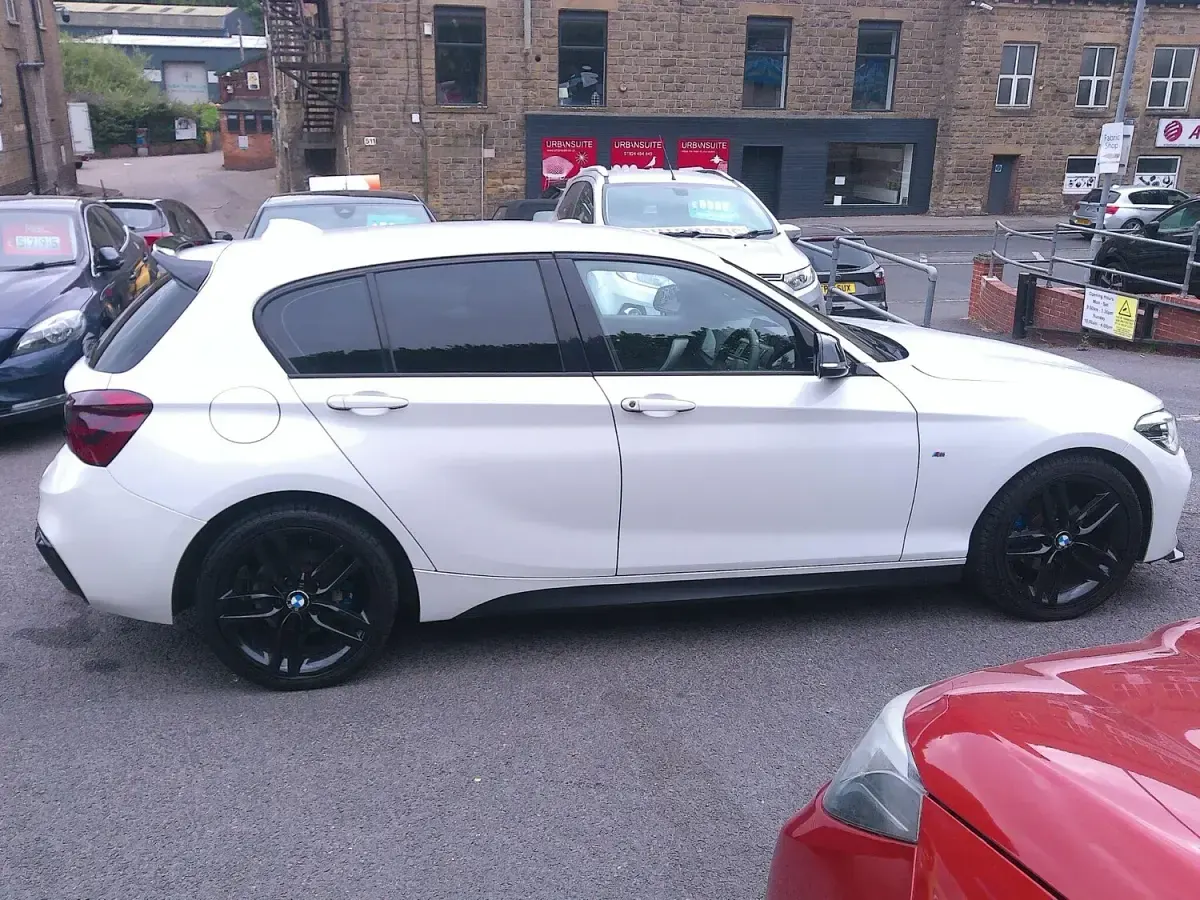 Used BMW 120 M Sport 190 HP (139 kW) 2015 White Hatchback