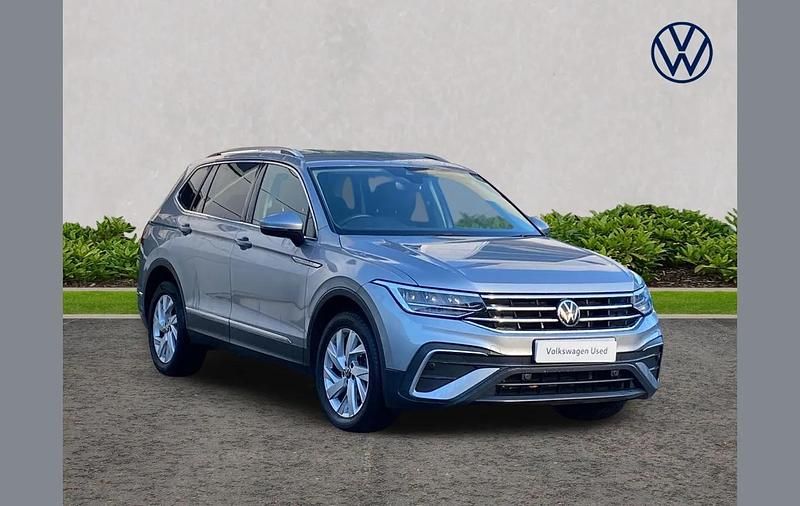Silver Used 2023 VW Tiguan Allspace Life SUV | £23,050 (Fair price) - Image 1/4