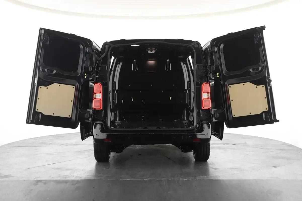 New Citroën Dispatch 120 HP (88 kW) 2026 Black MPV