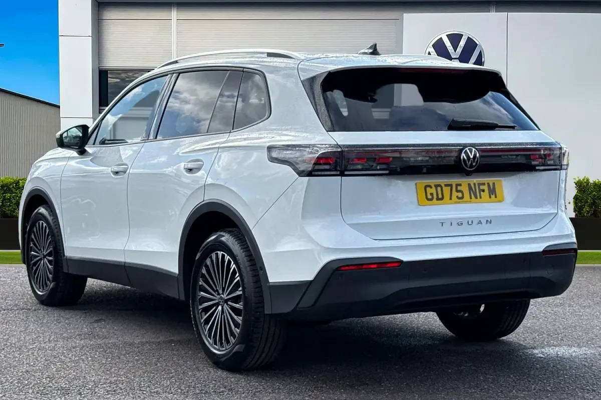 New VW Tiguan Match 150 HP (110 kW) 2025 White SUV