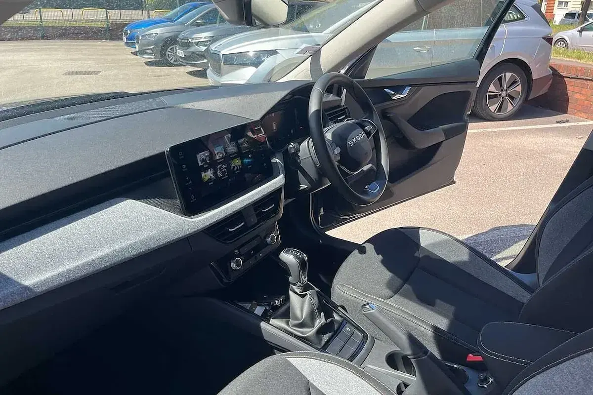 New Skoda Kamiq SE 115 HP (84 kW) 2025 Black SUV