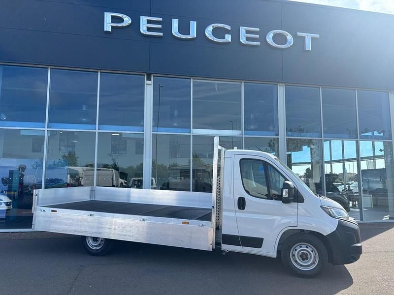 New Peugeot Boxer 2025 White Van