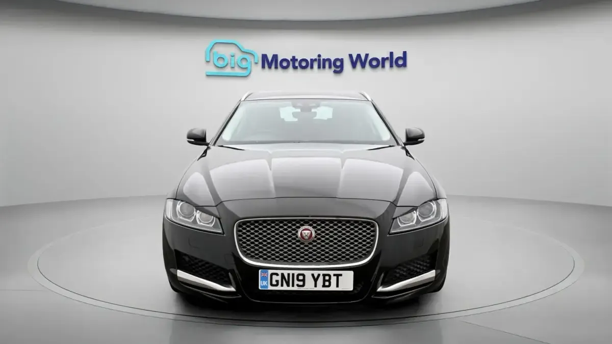 Second-hand Jaguar XF Portfolio 2019 Negru Break