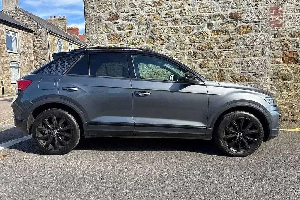 Used VW T-Roc Black Edition 150 HP (110 kW) 2022 Grey SUV