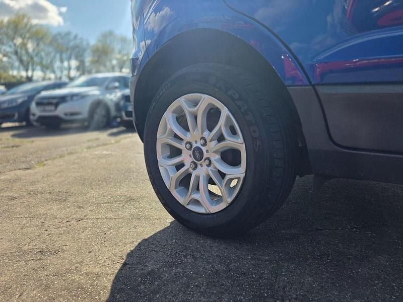 Usado Ford Ecosport Zetec 95 HP (69 kW) 2017 Azul SUV