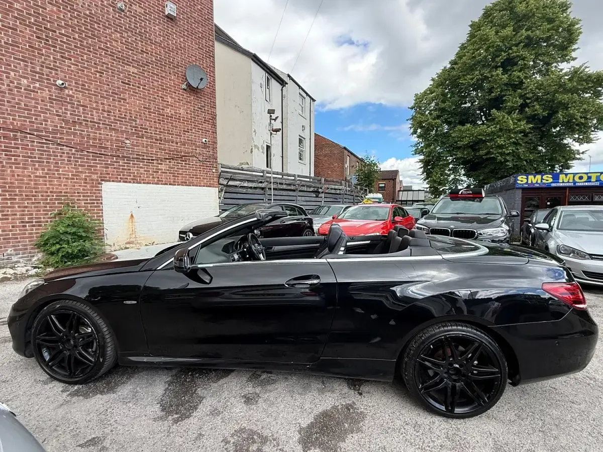 Used Mercedes E220 AMG line 174 HP (127 kW) 2016 Black Cabriolet