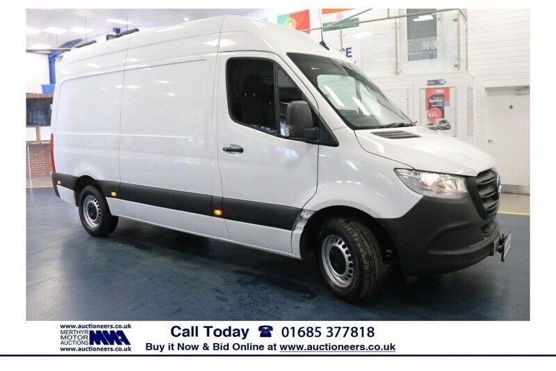 White Used 2020 Mercedes Sprinter Progressive Van | £11,890 (Good price) - Image 1/4