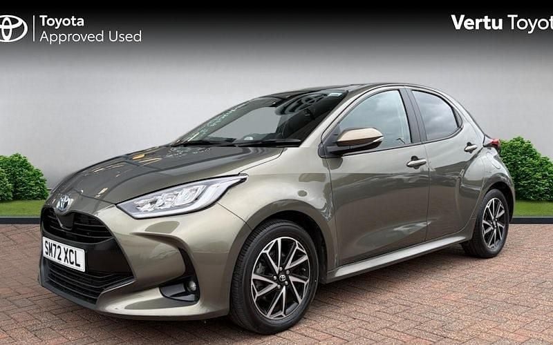 Used Toyota Yaris Hybrid Design 116 HP (85 kW) 2026 Hatchback