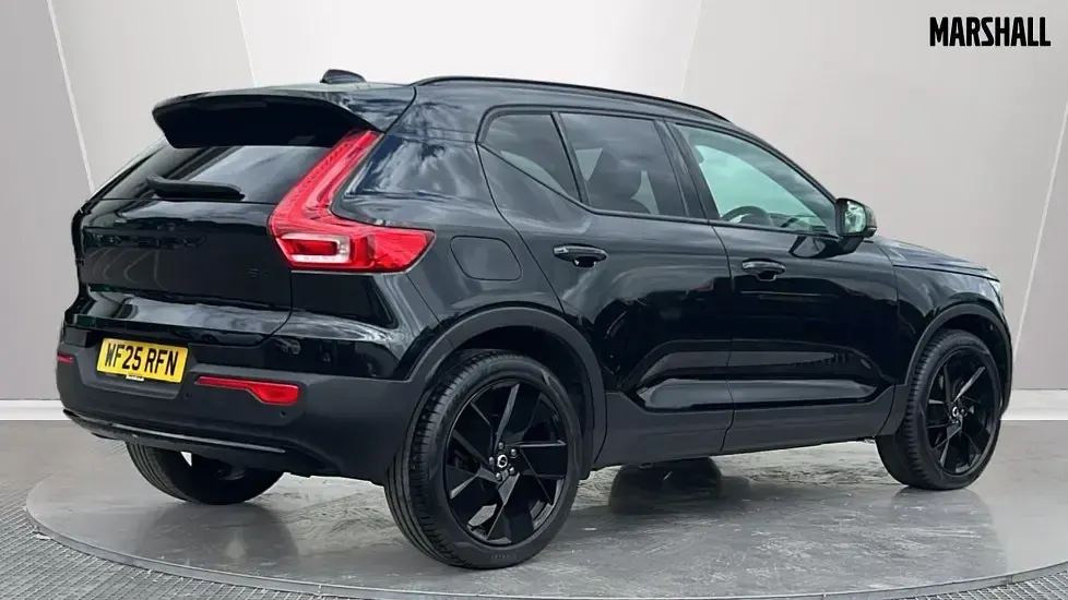 Used Volvo XC40 Plus 197 HP (144 kW) 2025 Black SUV