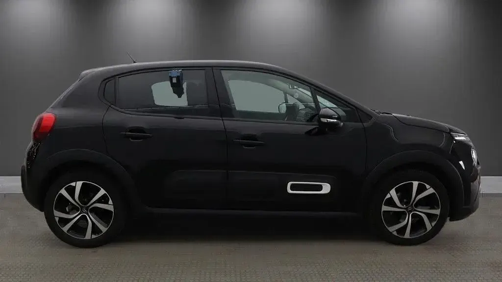 Used Citroën C3 PureTech 110 HP (80 kW) 2022 Black Hatchback