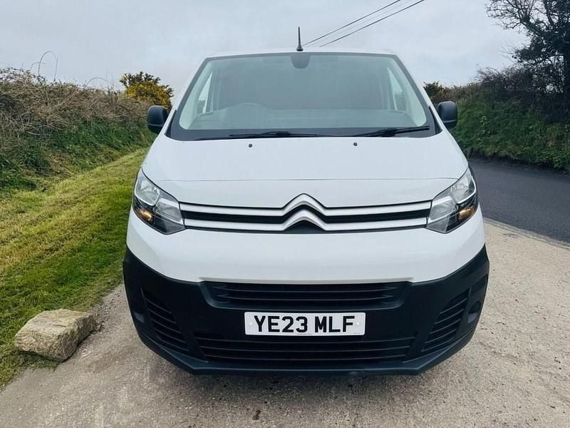 Usado Citroën Dispatch 2023 Branco Monovolume