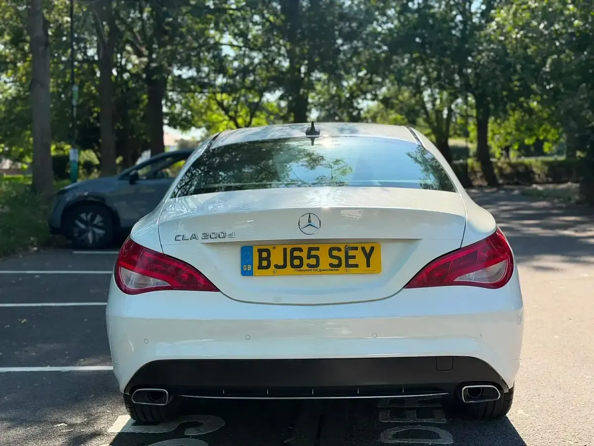 Used Mercedes CLA200 2015 White Coupe