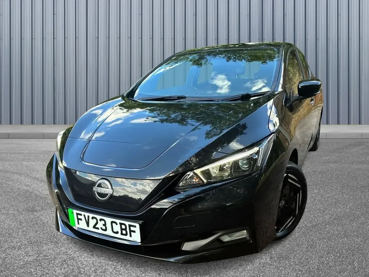 Used Nissan Leaf Acenta 110 kW (150 HP) 2023 Black Hatchback