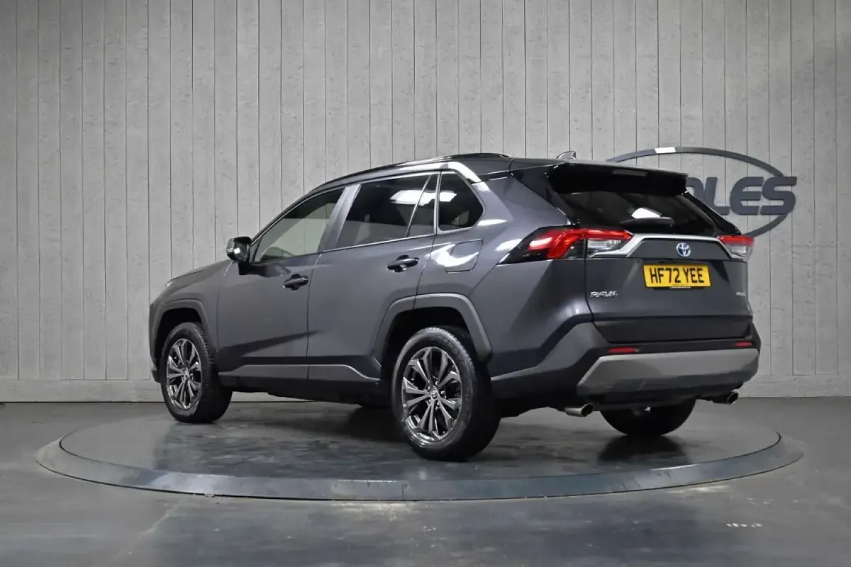 Used Toyota RAV4 Hybrid Design 218 HP (160 kW) 2022 Grey SUV