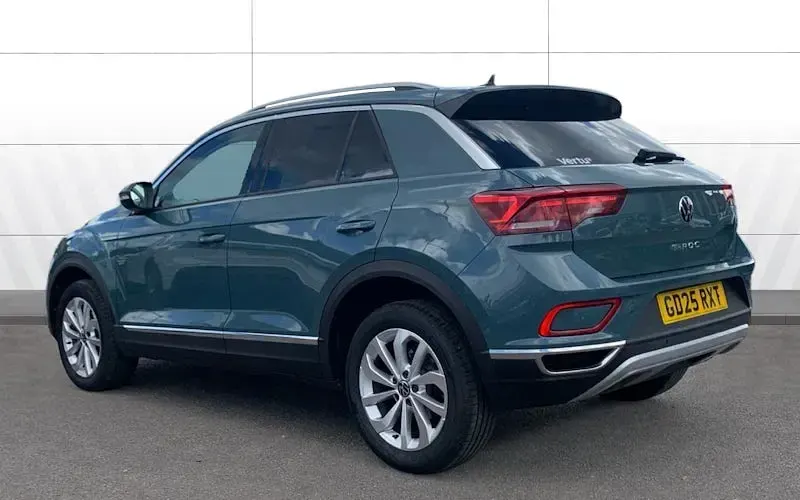 Used VW T-Roc Style 150 HP (110 kW) 2025 Blue SUV