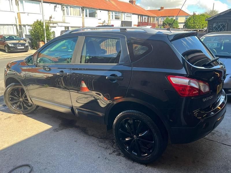 Used Nissan Qashqai N-TEC 2011 Black SUV