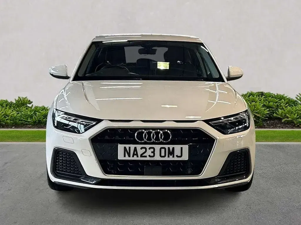 Usado Audi A1 Sport 95 HP (69 kW) 2023 Branco SUV