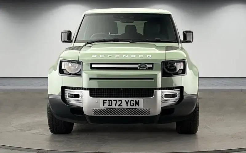 Used Land Rover Defender 75th Limited Edition 300 HP (220 kW) 2022 Grassmere green SUV