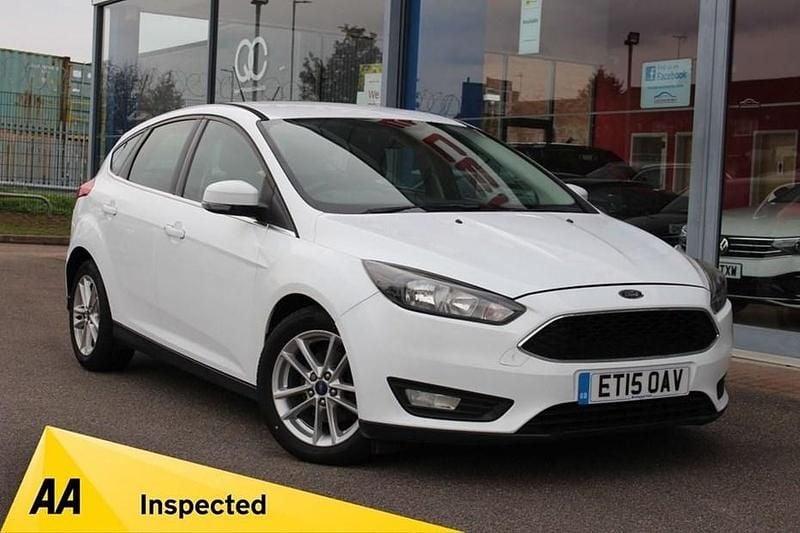 White Used 2015 Ford Focus Zetec Hatchback | £3,675 (Fair price) - Image 1/1