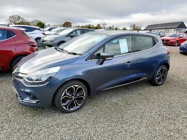 Used Renault Clio Iconic 90 HP (66 kW) 2019 Grey Hatchback
