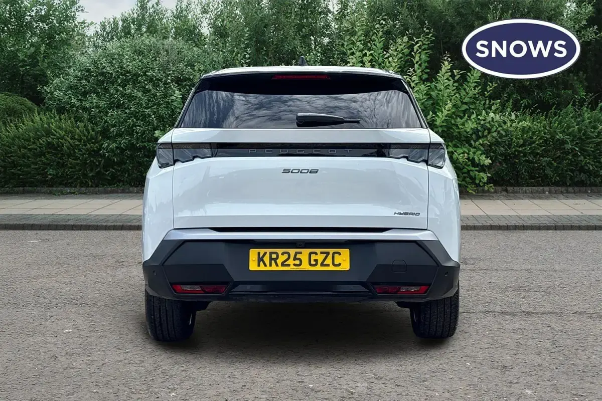 Used Peugeot 5008 GT 136 HP (100 kW) 2025 Okenite white SUV