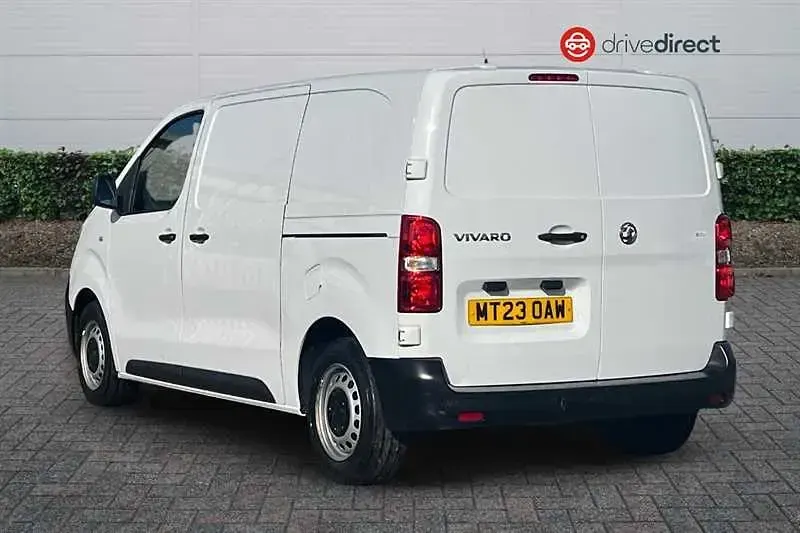 Used Vauxhall Vivaro S 120 HP (88 kW) 2023 White MPV