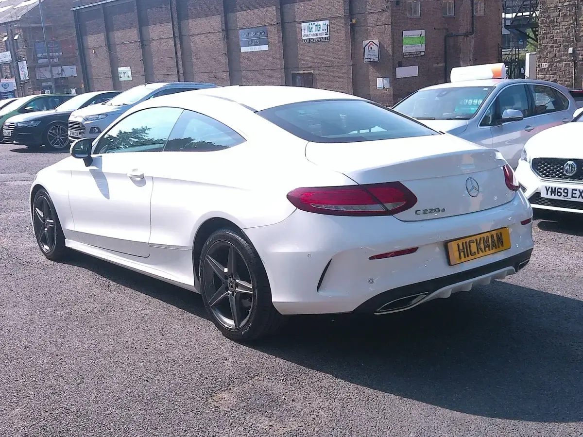 Used Mercedes C220 AMG line 170 HP (125 kW) 2017 White Coupe