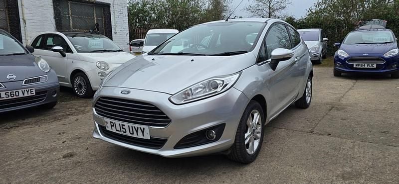Used Ford Fiesta Zetec 2015 Silver Hatchback