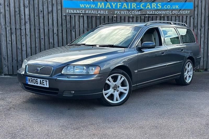 Grey Used 2006 Volvo V70 SE Estate | £1,850 (Good price) - Image 1/1