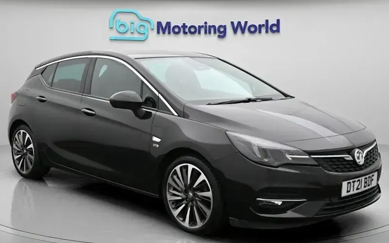 Used Vauxhall Astra Edition 122 HP (89 kW) 2021 Hatchback