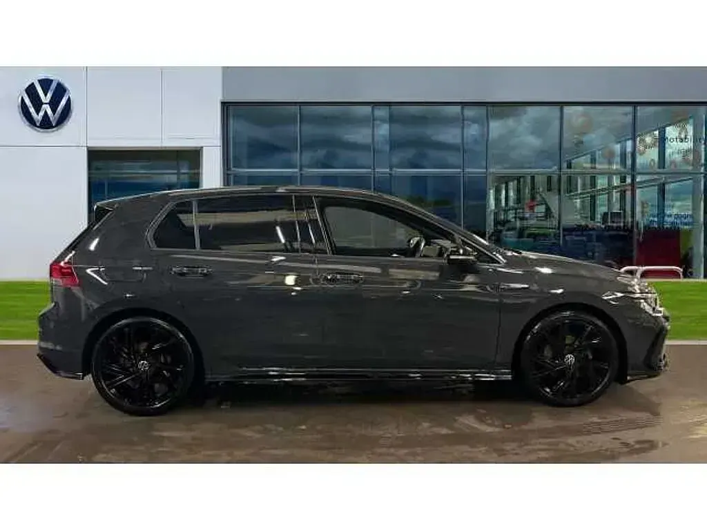 Used VW Golf VIII 150 HP (110 kW) 2024