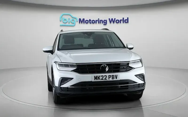 Used VW Tiguan Active 150 HP (110 kW) 2021 White SUV
