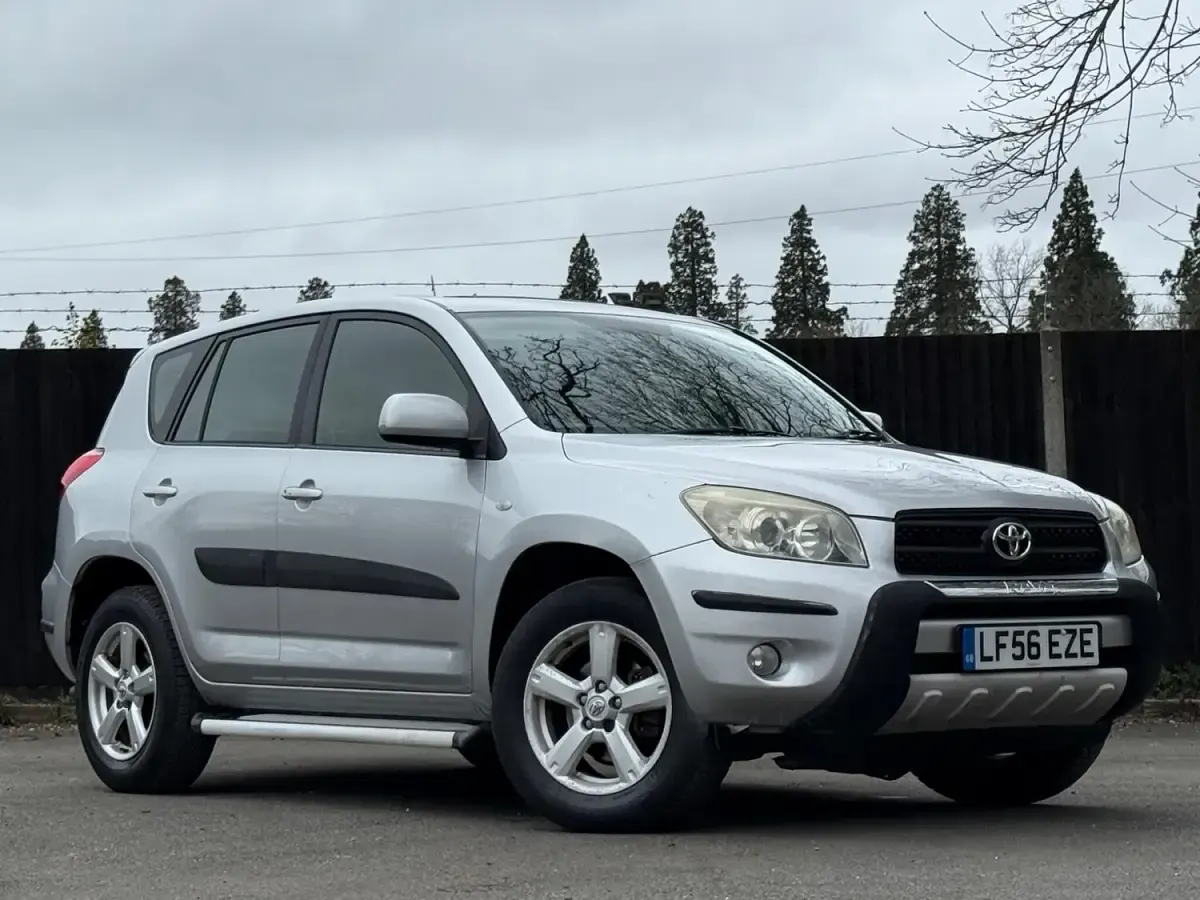 Used Toyota RAV4 2006 Silver SUV