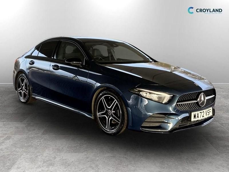 Used Mercedes A180 Executive 136 HP (100 kW) 2022 Blue Sedan