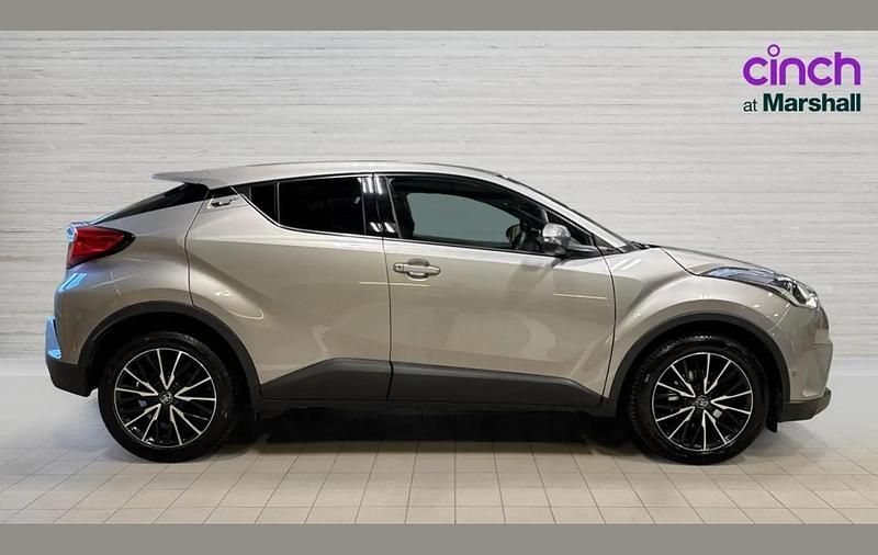 Used Toyota C-HR 113 HP (83 kW) 2018 Silver SUV