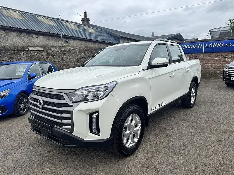 New KGM Musso 202 HP (148 kW) 2026 White Pickup