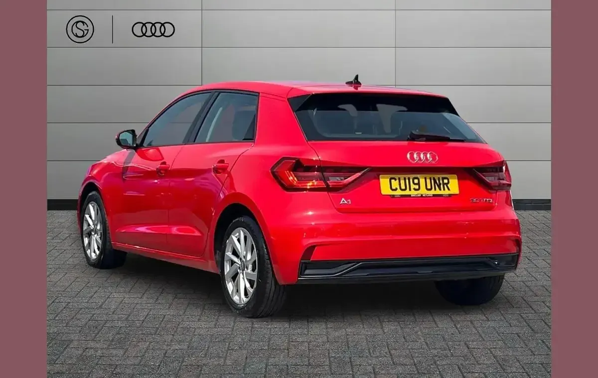 Used Audi A1 Sport 114 HP (83 kW) 2019 Red Hatchback