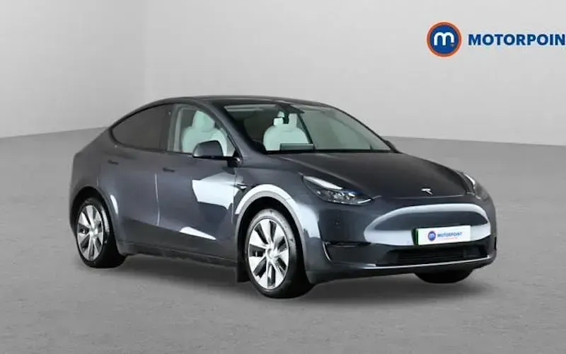 Used Tesla Model Y Long Range AWD 286 kW (389 HP) 2025 SUV